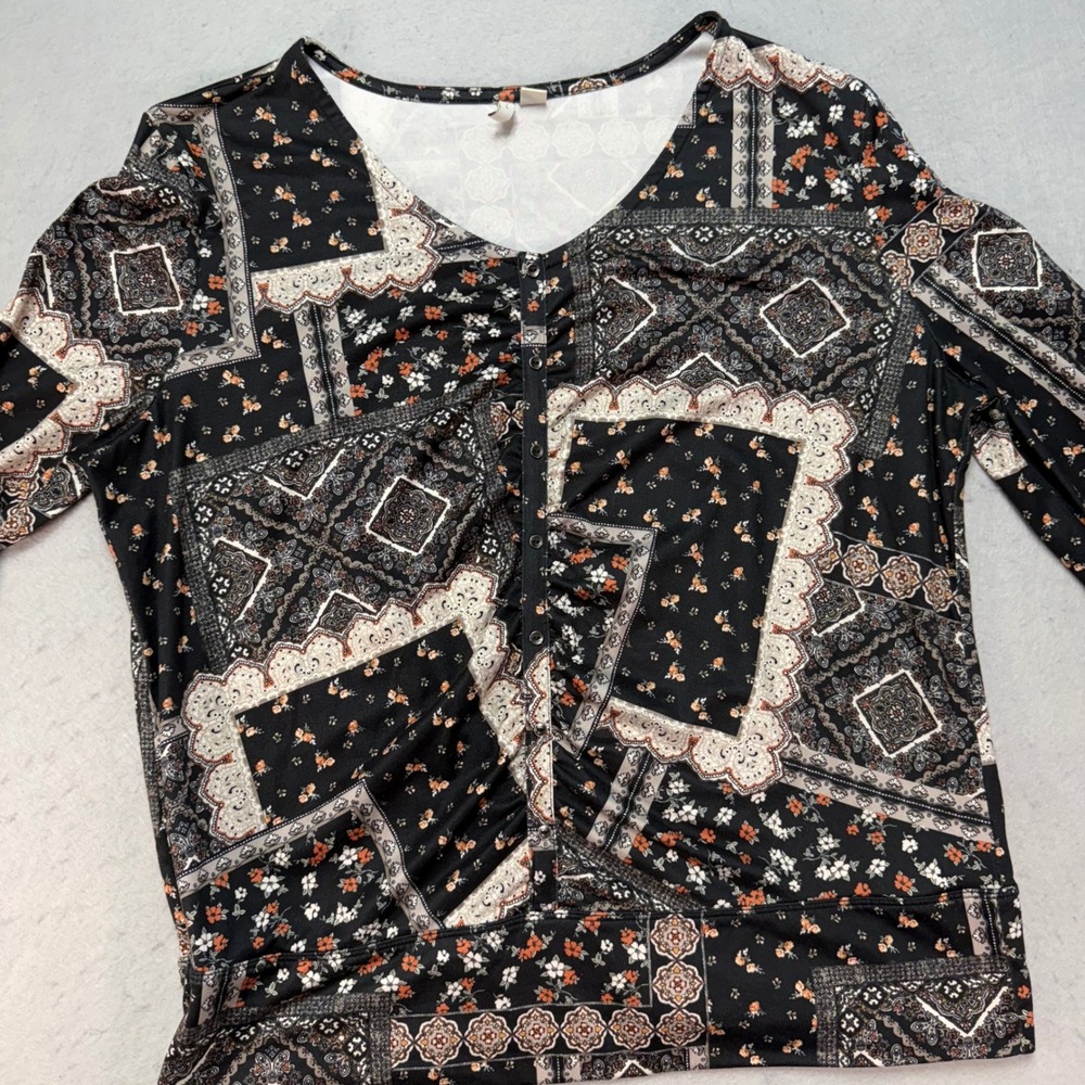EST 1946 Women's Floral Patchwork Print Button Long Sleeve Top Blouse Size Large